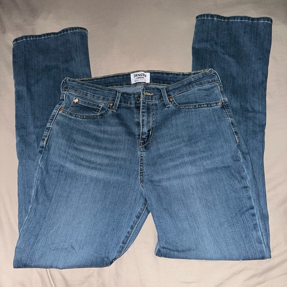 Levi’s Denizen Mid Rise Bootcut Jeans - Picture 4 of 7
